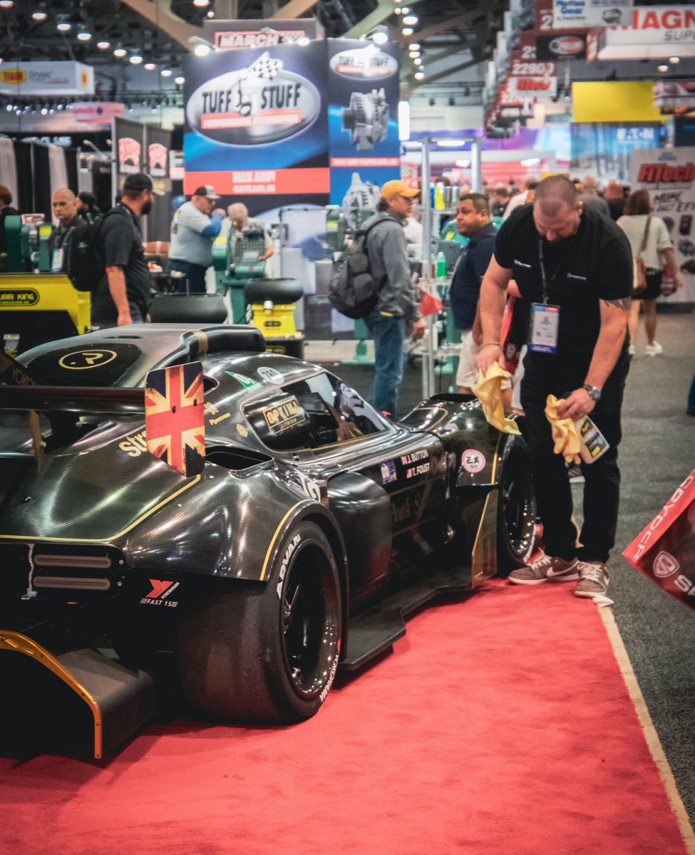 Meguiars's tweet photo. Throwback Thursday with Waterless Wash & Wax with @pipercrossairfilters at SEMA2023
#meguiars #sema #pipecross #tbt https://t.co/2vpfcGUwRr