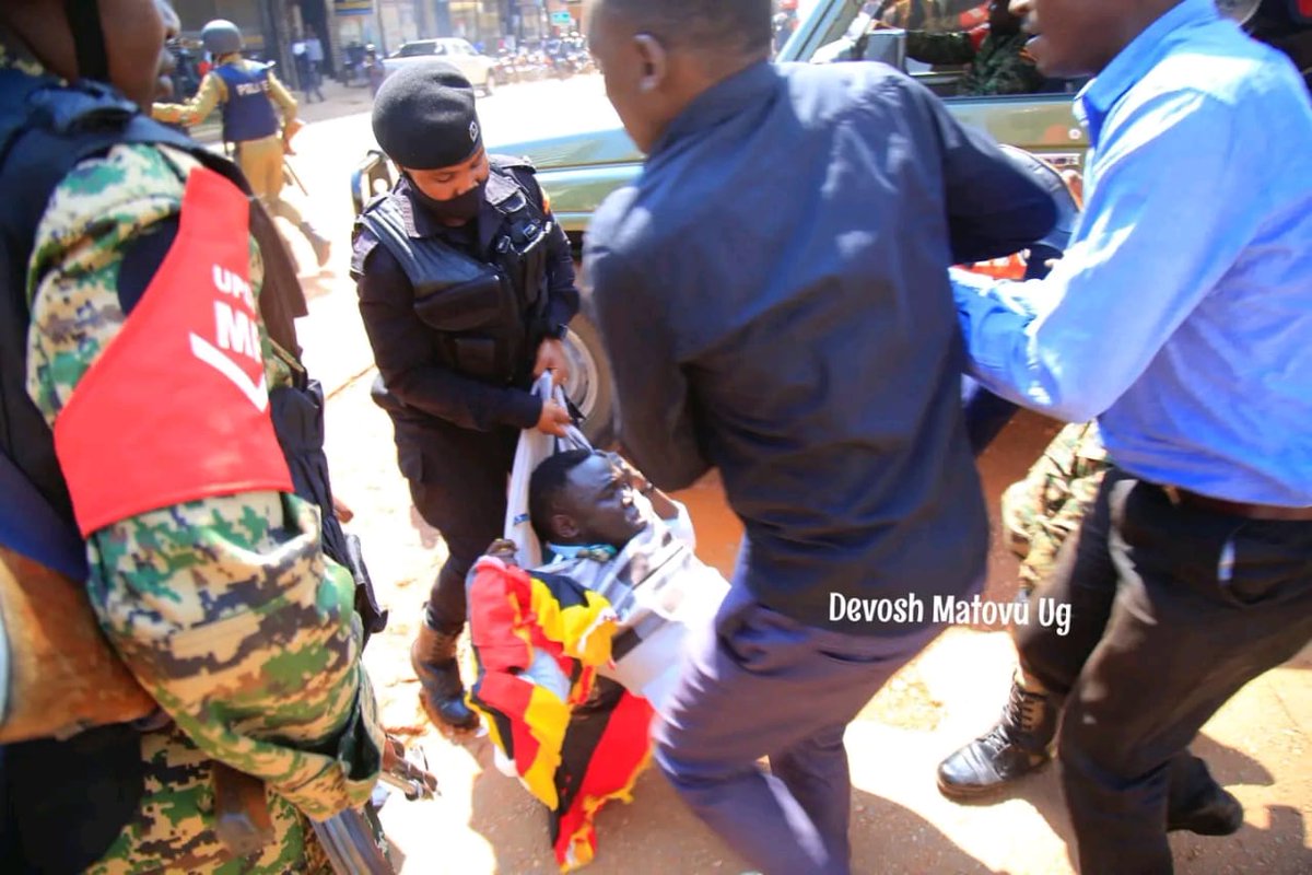 AsiimweErisha's tweet image. Mwebala kola, naye sente z'friday🧺💀 #DeadbeatDads