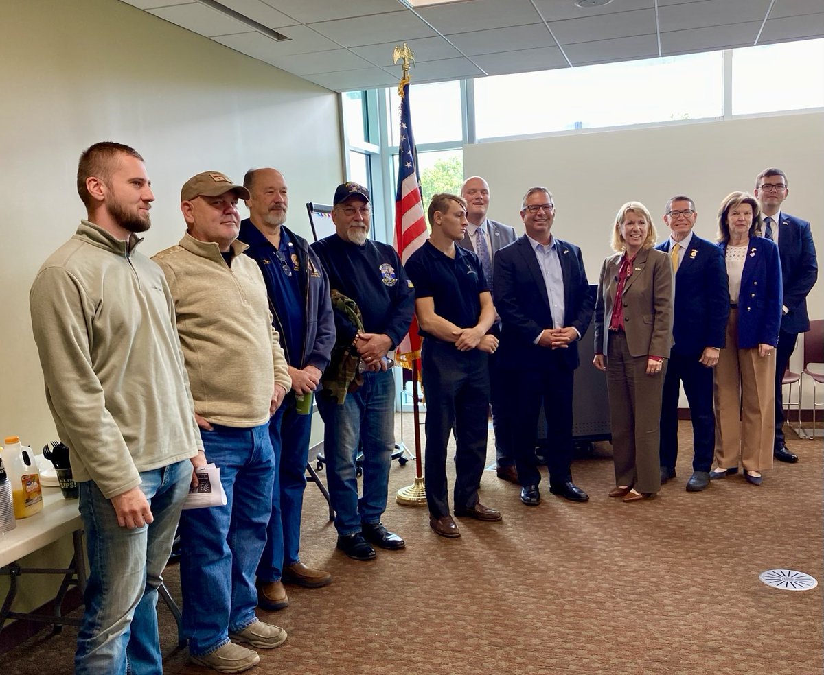 Whistlestop Ohio underway with ⁦@HConleyGMF⁩ and veterans, Ukraine advocacy orgs, Parma and ⁦<a href="/CityofCleveland/">City of Cleveland</a>⁩ officials; Mayor ⁦<a href="/TimDeGeeter/">Timothy J. DeGeeter 🦩 🇺🇦</a>⁩ proudly stated, “Parma is Ukraine and Ukraine is Parma!” ⁦<a href="/gmfus/">German Marshall Fund</a>⁩ #GMFCities