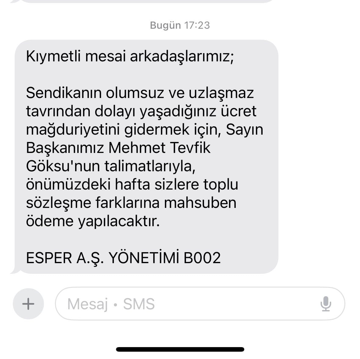 TABİB Türkiye (@tabibturkiye) on Twitter photo Esenler Belediyesinden <a href="/esenlerbelediye/">Esenler Belediyesi</a> işçilere mesaj .
Mehmet Bey . <a href="/mt_goksu/">Mehmet Tevfik Göksu</a> hayırdır bu ne telaş ?
Sendika işçilerin taleplerini masaya koymuş sizler kabul etmemişsiniz.
Şimdi GREV süreci başlayınca birden sendikanın uzlaşmaz tavrı diyerek daha anlaşma yapılmamış bir Esenler Belediyesinden <a href="/esenlerbelediye/">Esenler Belediyesi</a> işçilere mesaj .
Mehmet Bey . <a href="/mt_goksu/">Mehmet Tevfik Göksu</a> hayırdır bu ne telaş ?
Sendika işçilerin taleplerini masaya koymuş sizler kabul etmemişsiniz.
Şimdi GREV süreci başlayınca birden sendikanın uzlaşmaz tavrı diyerek daha anlaşma yapılmamış bir