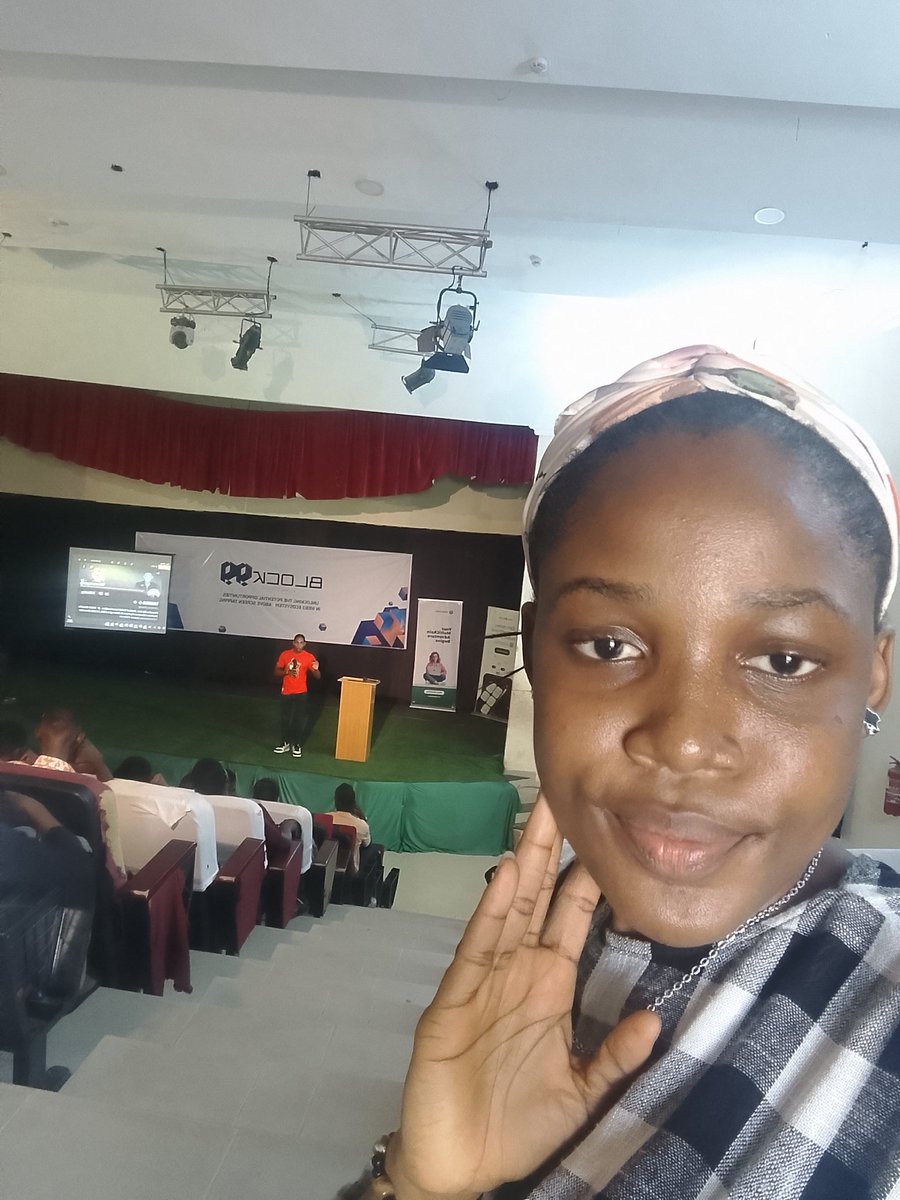 KentakimaA59108's tweet photo. @timora_inyang 
@ChainDustry 
@Block99Summit 

Present at block99 web3 summit https://t.co/EJN2n3KGdz