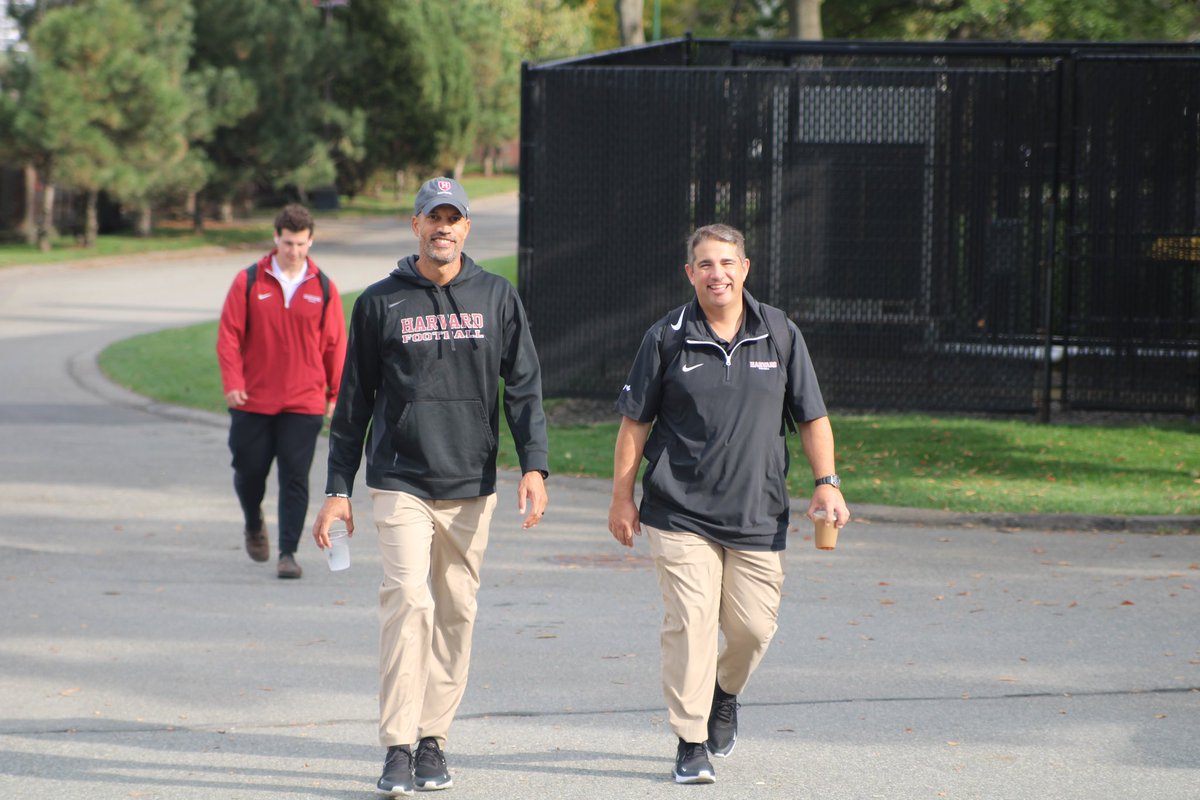 CoachJimJackson's tweet photo. Walking into the weekend!
Friday 6pm ESPN2!!!
#Veritas
#ManlyContest https://t.co/aUlWffoBKx