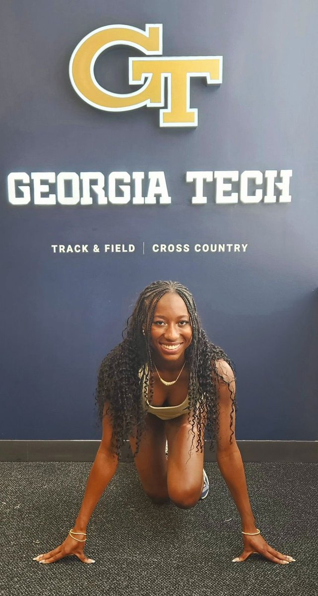 K_reynold_s's tweet photo. 🐝🐝🐝 

• Thank you so much @gt_tracknfield for an amazing visit!! I had a great time and can’t wait to talk again soon.
#uncommitted #officialvisit https://t.co/pb0UYb4c82