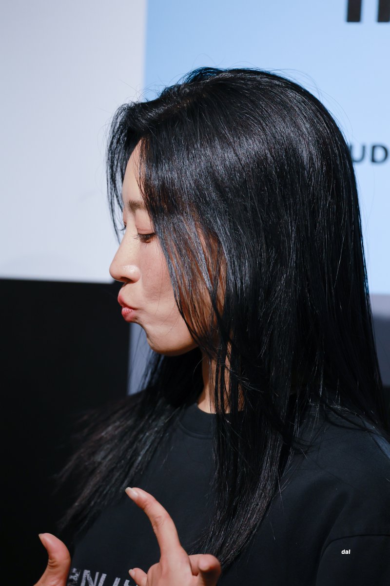 d_al_li's tweet image. 241001 #리아킴
방심하면 귀여워짐