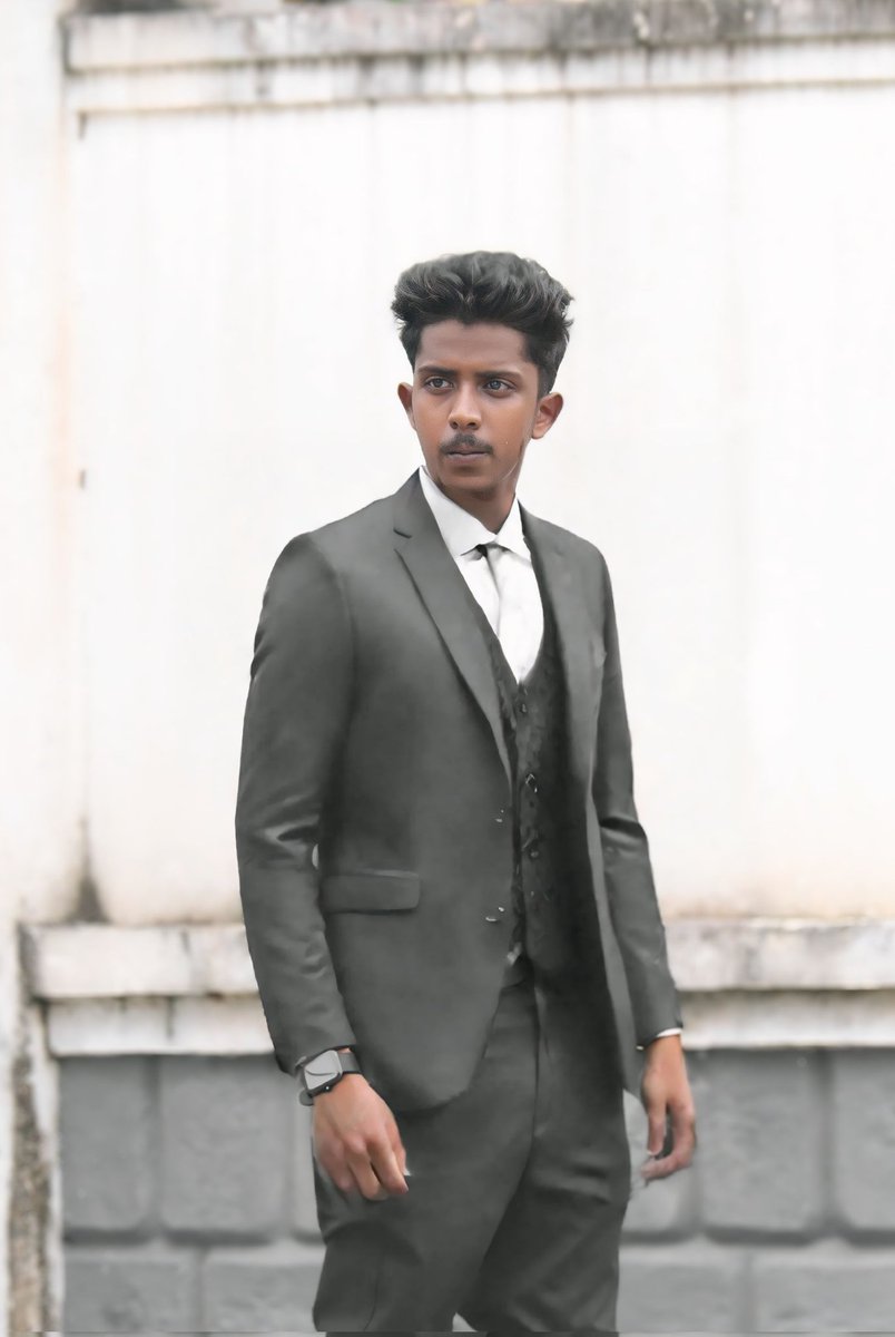 ChristoReji15's tweet image. Grow up ✨️🦋