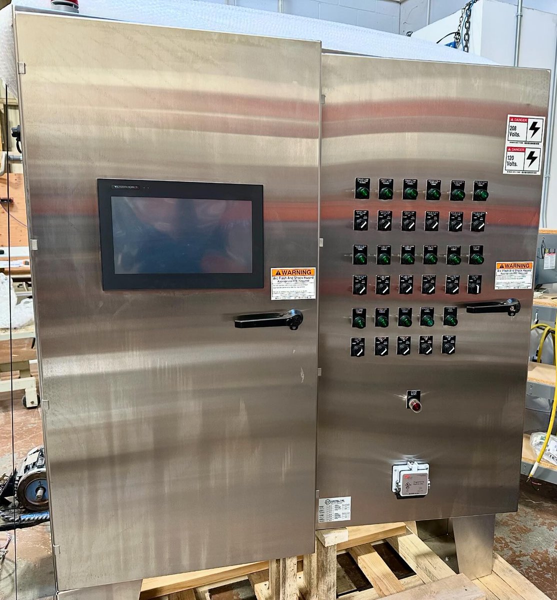 AquaPoint's tweet photo. Don’t ask me how to operate it…I only take pics. Testing this control panel out, which will head to Yale Divinity School soon! #wastewatertreatment #wastewater #controls https://t.co/CHTk3dlnmM