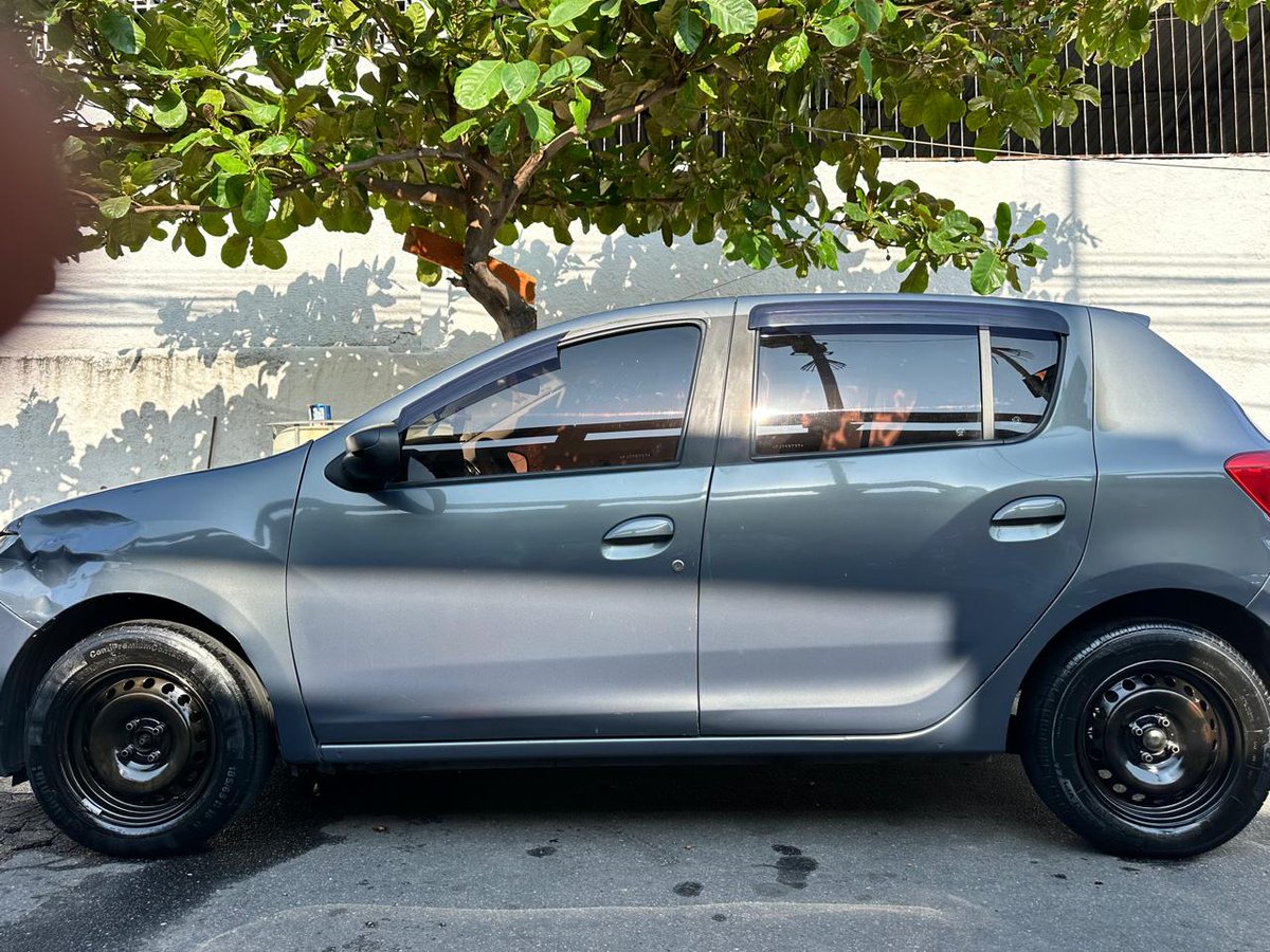 Deixamos seu carro brilhando 💪
<a href="/Douglasbbzao/">Harry</a>