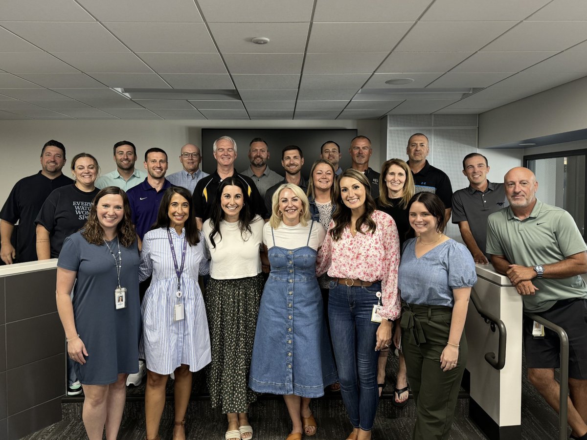 During #NationalPrincipalsMonth, we want to celebrate these inspiring and dedicated groups of leaders across Blue Valley! 🥳💙🌟

We're grateful for your tireless effort, support and commitment, which makes a lasting impact on our schools. Join us in honoring our exemplary