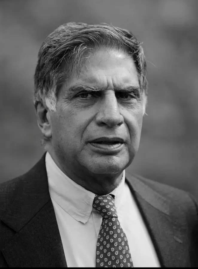 विनम्र श्रद्धांजलि 🙏🙏🙏
देश के जाने माने बिजनसमेन,
सदैव देश हित में काम करने वाले पूरी दुनिया में भारत का लोहा मनवाने वाले "रतन टाटा जी" 
हमारे बीच नहीं रहे। 🙏🙏
"रतन टाटा जी, एक ऐसी शख्सियत जिन्होंने अपने जीवन को देश की सेवा और उद्योग जगत को नए आयाम देने में समर्पित किया।