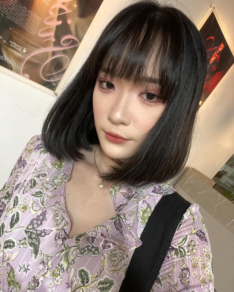 kakagatin ko na cheeks nito