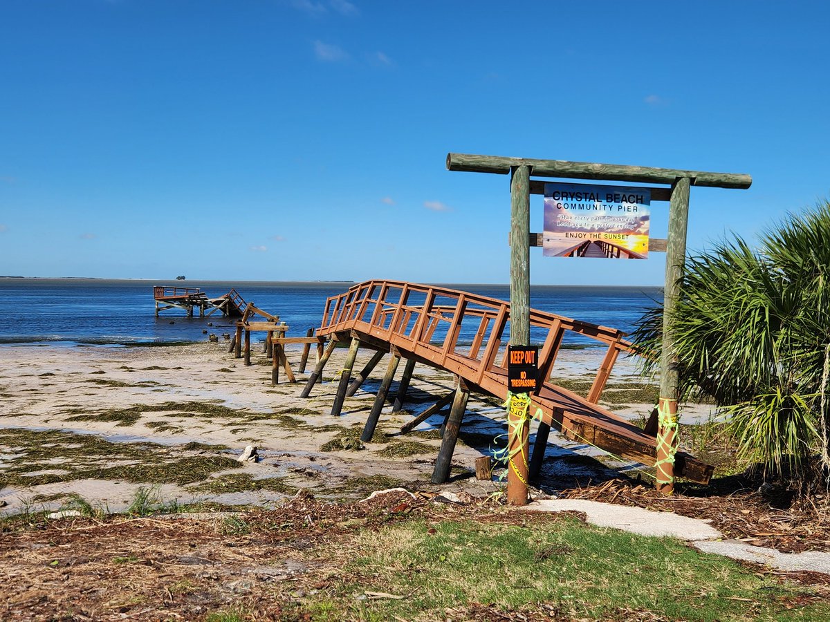 EdenQuayle's tweet photo. Crystal Beach Pier in Palm Harbor after Hurricane Milton. Destroyed... 
@TB_Times @FOX13News
#milton #Hurricane #Tampa #palmharbor https://t.co/bK7duxVrpd