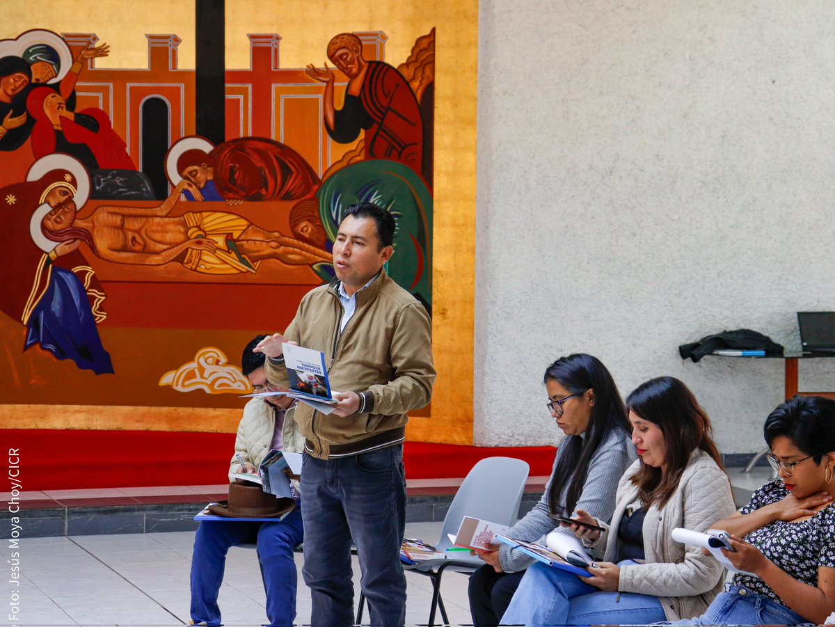 CICR_LIMA's tweet photo. Hoy inauguramos el primer curso práctico de Derecho Internacional Humanitario 📚 y uso de la fuerza en otras situaciones de violencia distintas a conflictos armados, con presencia de 12 funcionarios de @Defensoria_Peru de módulos y oficinas regionales. https://t.co/6U22FKcnXT