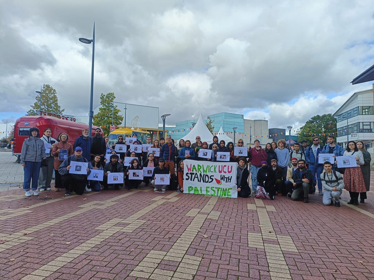 Warwick staff + students mark more than 12 months of scholasticide, including killing of university educators and destruction of universities in Gaza as part of National Day of Workplace Action for a #ceasefire in Gaza and Lebanon
@warwickucu <a href="/unisontheunion/">UNISON - UK's largest union</a> <a href="/ucu/">UCU</a> <a href="/UCW4Pal/">University & College Workers for Palestine</a>