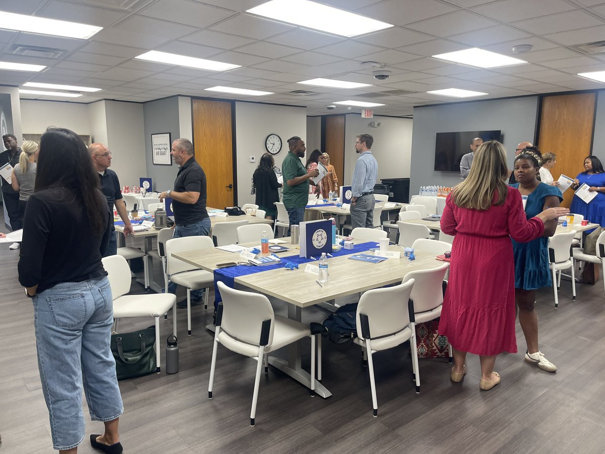 Shawna Ballast tweet media