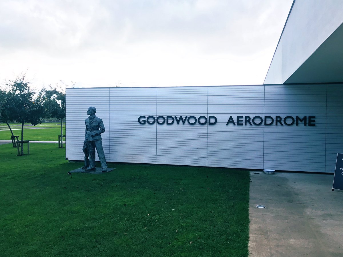 I went to Goodwood to meet some friends for breakfast. £8.50 for a bacon roll. Far Cough, I remember why I don’t come here often to eat.