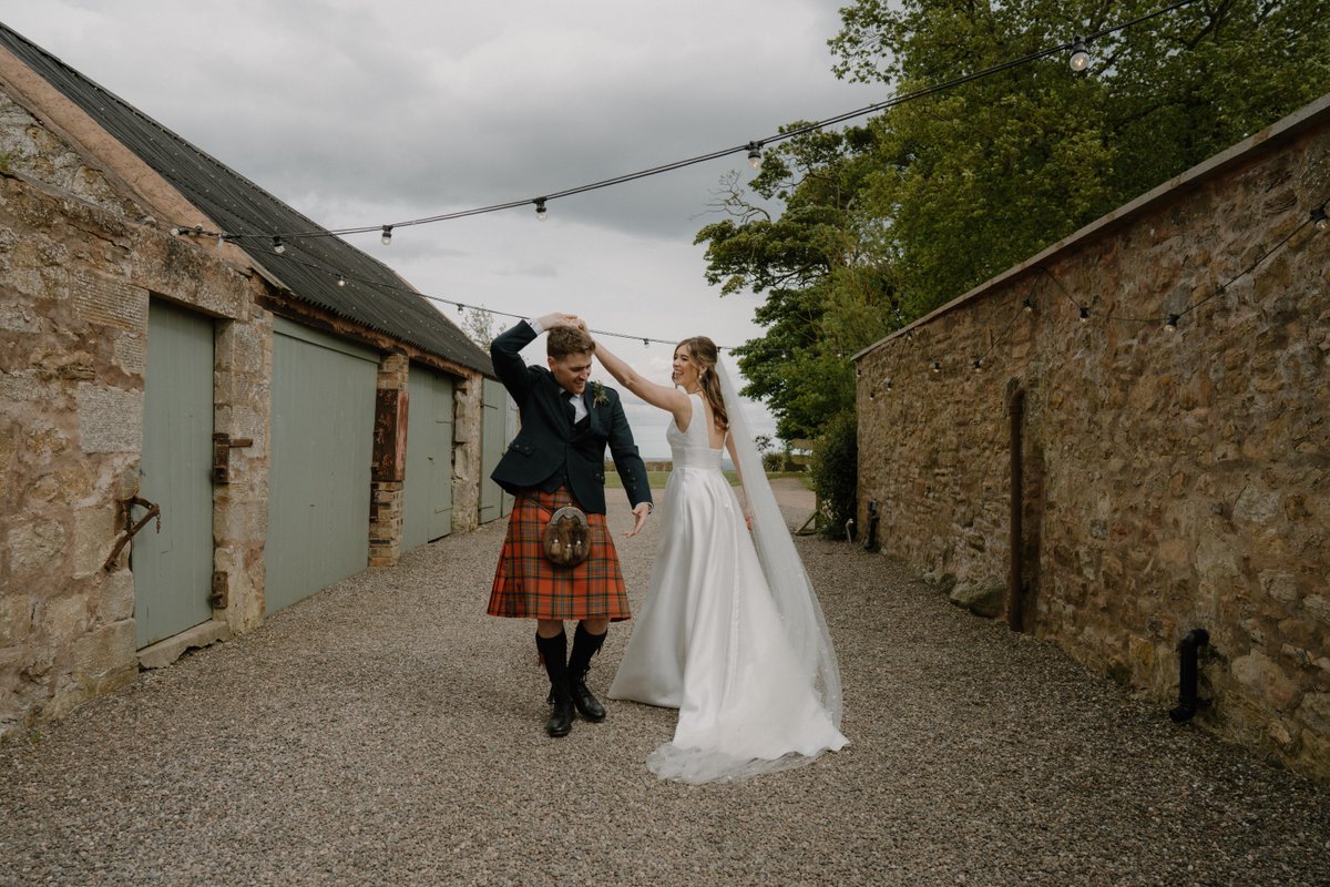 kingsofkilts's tweet photo. Who said outfit changes were just for the bride?

Make like groom Calum and showcase your Scottish roots in a #kilt for daytime and a pair of comfortable #trews or trousers for dancing the night away!

Shop trews and trousers here.
https://t.co/LvA9xctasu

📸 Willow and Wilde. https://t.co/WnDo4ICTiP