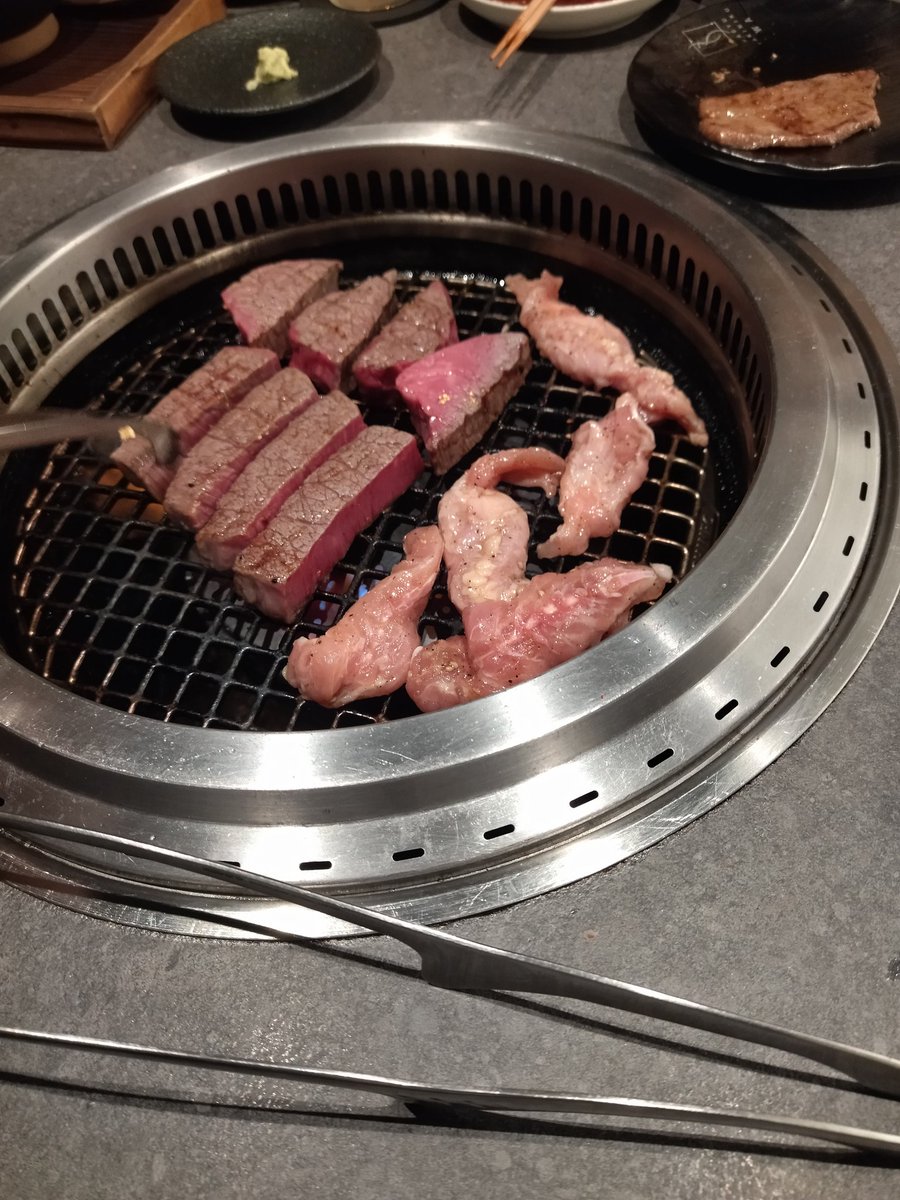 htpjplcc's tweet photo. 中の人です。
焼き肉は良いです https://t.co/h1XE3bivI6
