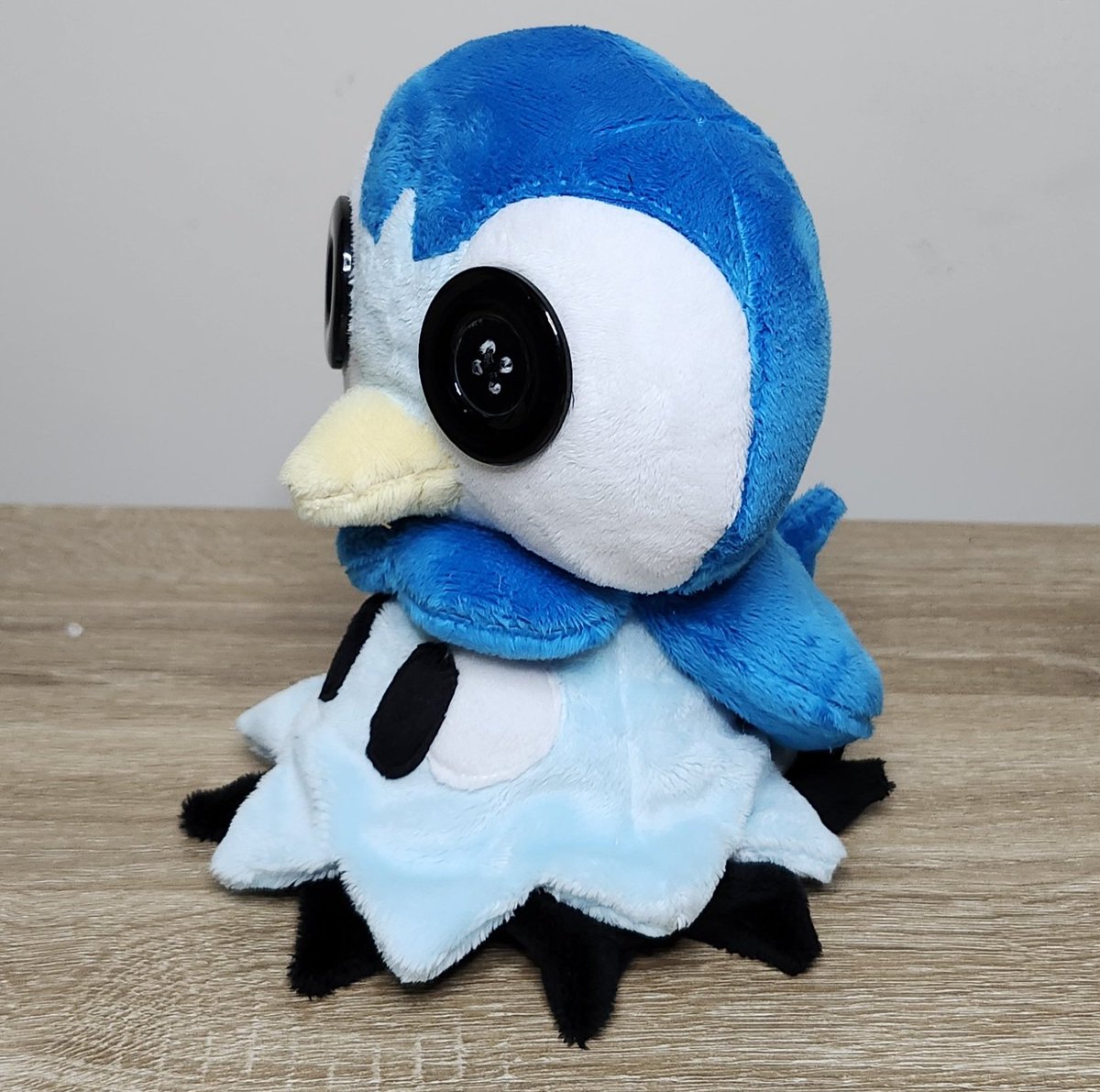 HazelOddities's tweet photo. 31 Days of Mimikyu Day 10
PIPLUP! https://t.co/7zFVd5Qggn