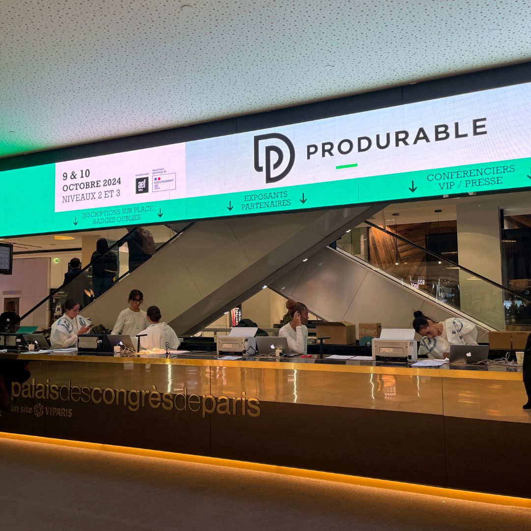 ESIBSparis's tweet image. ♻️ [#PRODURABLE] ♻️
📆 Nous sommes présents depuis hier au salon #PRODURABLE2024 au Palais des Congrès de #Paris ! 
👀 Plus grand événement européen dédié à l’#ÉconomieDurable, ce salon rassemble 12 000 visiteurs, 750 intervenants et plus de 250 partenaires.
