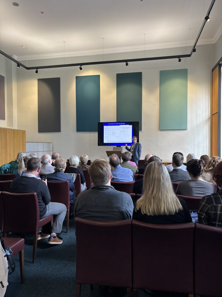 Fascinating conference about research, media and health scares today at <a href="/KingsCollegeLon/">King's College London</a> #nhsengland