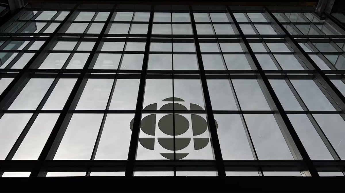 QC devrait s’impliquer activement pour un <a href="/iciradiocanada/">Radio-Canada</a> fort et autonome en français, au nom de la protection de la culture et de la langue française, selon un rapport remis aux gouvernements fédéral et provincial. Lisez l’article👉linktr.ee/fccf.ca