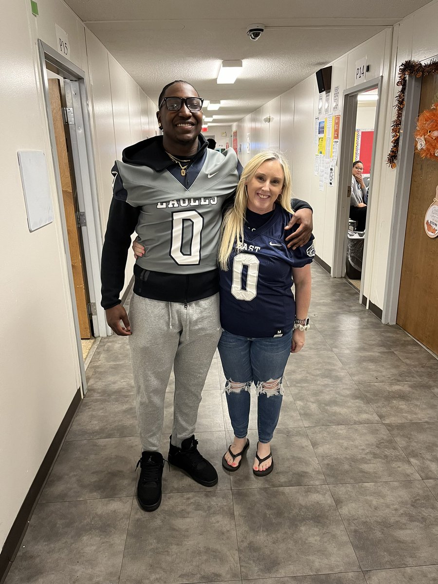 Jersey day!
<a href="/CoachWillert/">Todd Willert</a> <a href="/EFeagles/">East Forsyth High</a> <a href="/CoachBryant14/">Coach Bryant</a>