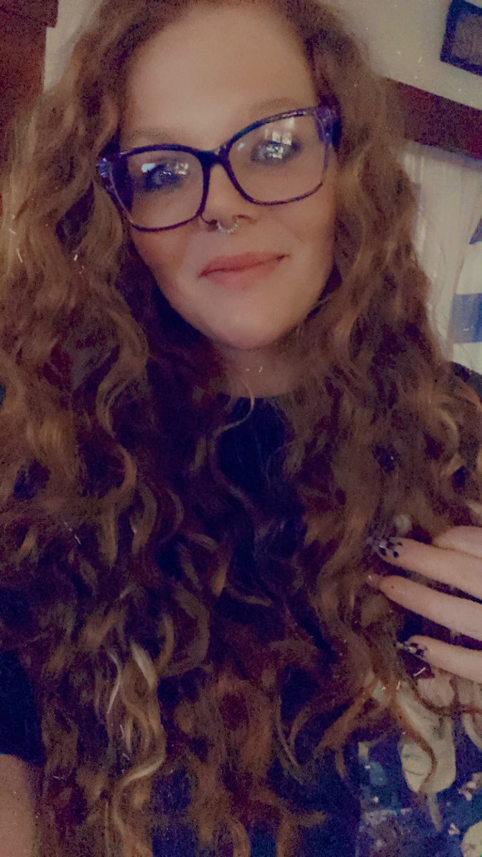 Ginger_Tonic_'s tweet photo. Don’t worry about contradictions. #Persephone is both #FloralMaiden and #QueenOfDeath 
💋😉🌺 💀#RealRedHead #LongHair #GFE #DateOhio #DateAkron #CLE #Cleveland #MILF #Wet #Curious #RedHeadAF #CumPlay #Beautifall #BeautEvil #DinnerDate https://t.co/lRRPm6vB3y