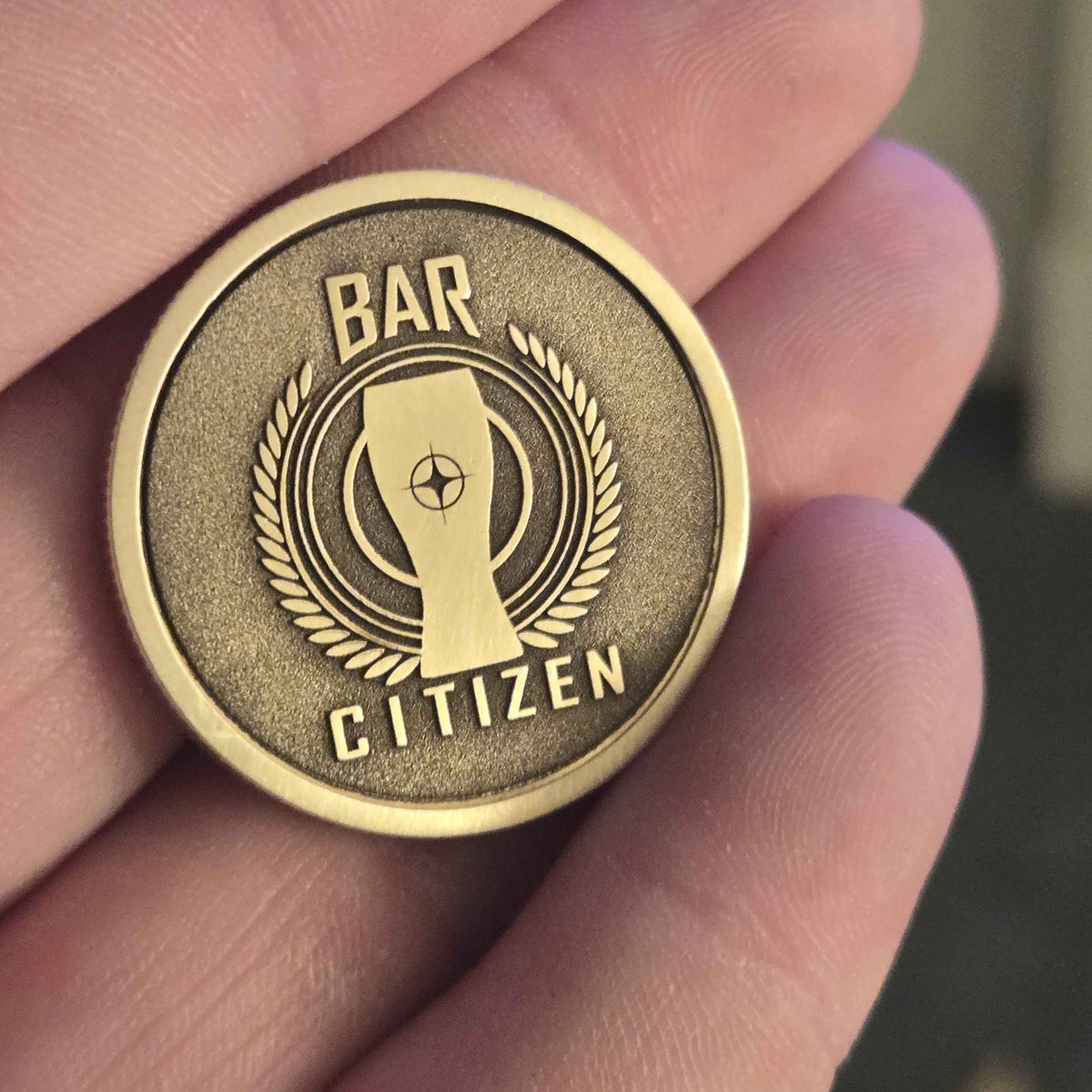 There has been an explosion of interest about coin trading at the #BarCitizen Community booth for <a href="/RobertsSpaceInd/">Star Citizen</a> #StarCitizen #CitizenCon2954 
Here are a couple rules to keep this fun : 

📜 Coins should relate to #StarCitizen

📜 Coins can only be traded for other coins in a