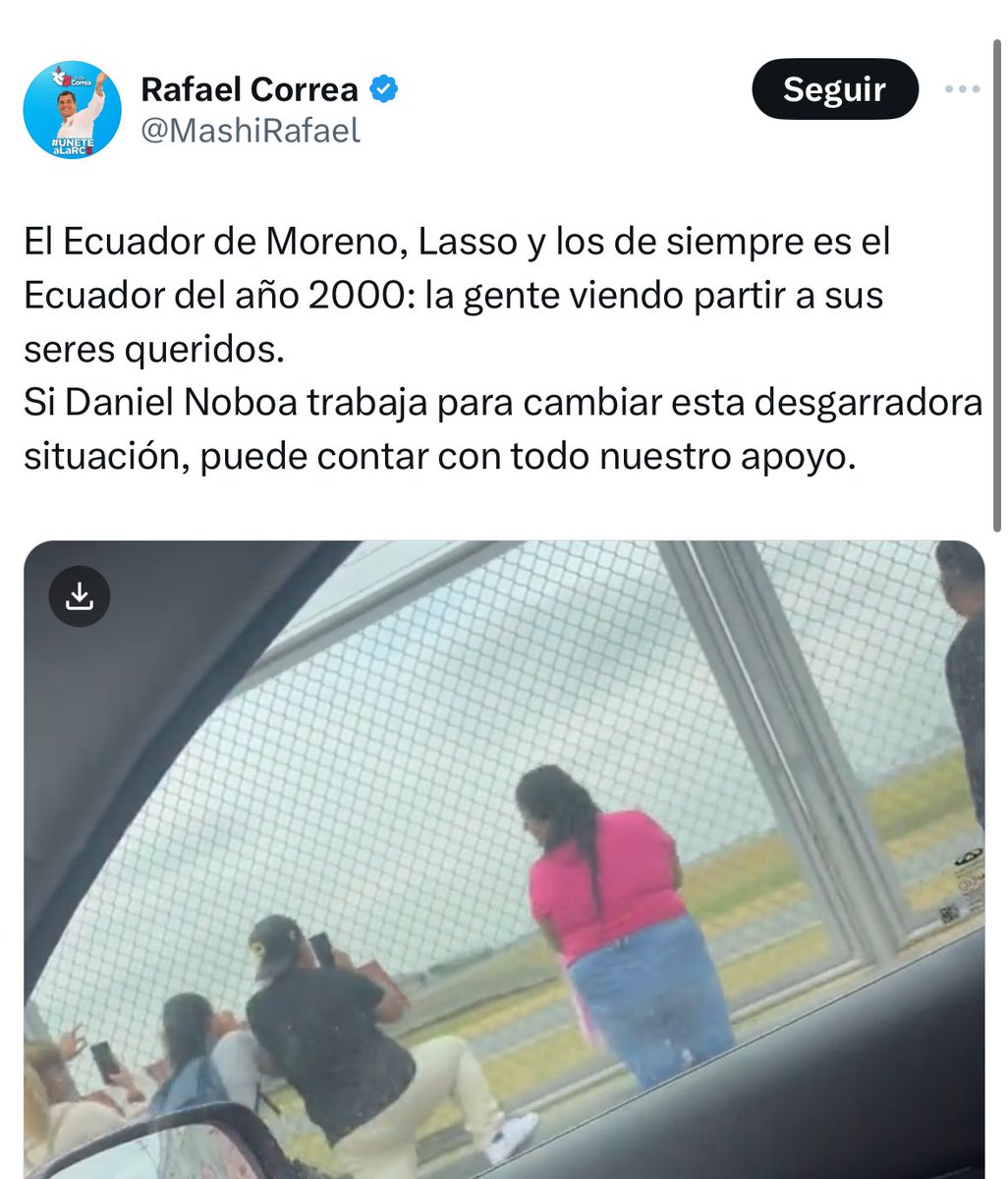 ArrepentidosEc's tweet image. “is qui Correa público en X que era bueno para la democracia que dijin participar a Jan Topic y pir isi is correista también” 🙄

Mijo, a tu presidente le ofrecieron todo el apoyo 😂😳👇🏼
#TopicPresidente
#SeguimosSubiendo