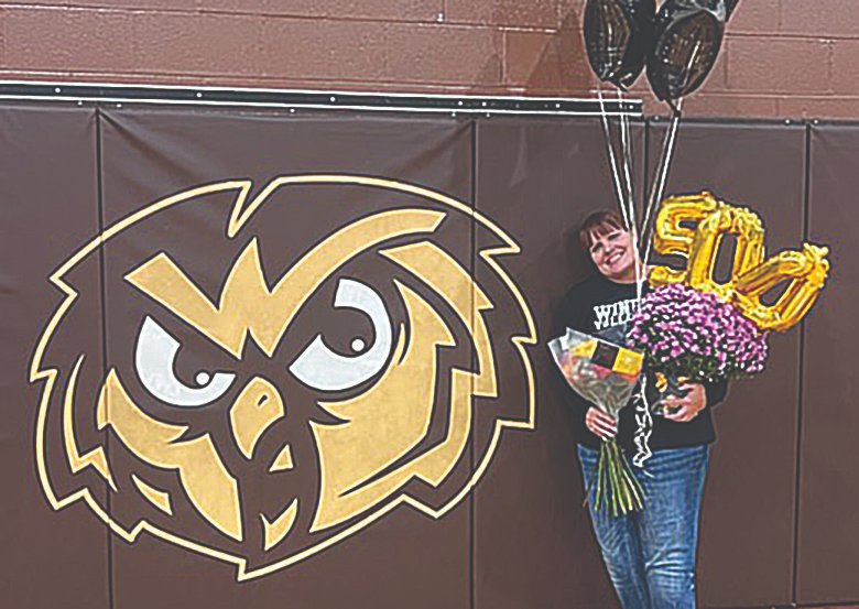 Windsorh girls volleyball head coach Stephany Dueker-Richmond won the 500th game of her career in a match against Herculaneum on Tuesday.