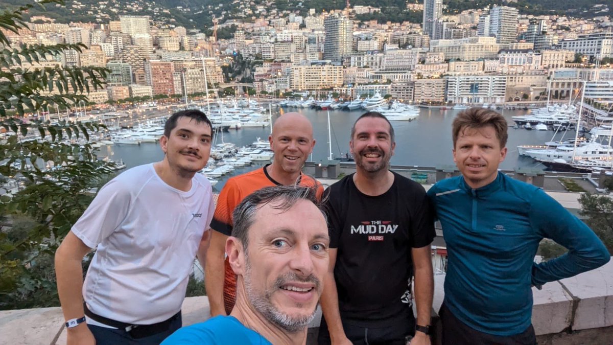 Ludo ⓛ (@ludo_l_) on Twitter photo Le célèbre et sous-côté Running des <a href="/Les_Assises/">Les Assises</a> . Merci aux coureurs matinaux 😍🏃🏻♂️➡️#la24 #lesassises Le célèbre et sous-côté Running des <a href="/Les_Assises/">Les Assises</a> . Merci aux coureurs matinaux 😍🏃🏻♂️➡️#la24 #lesassises