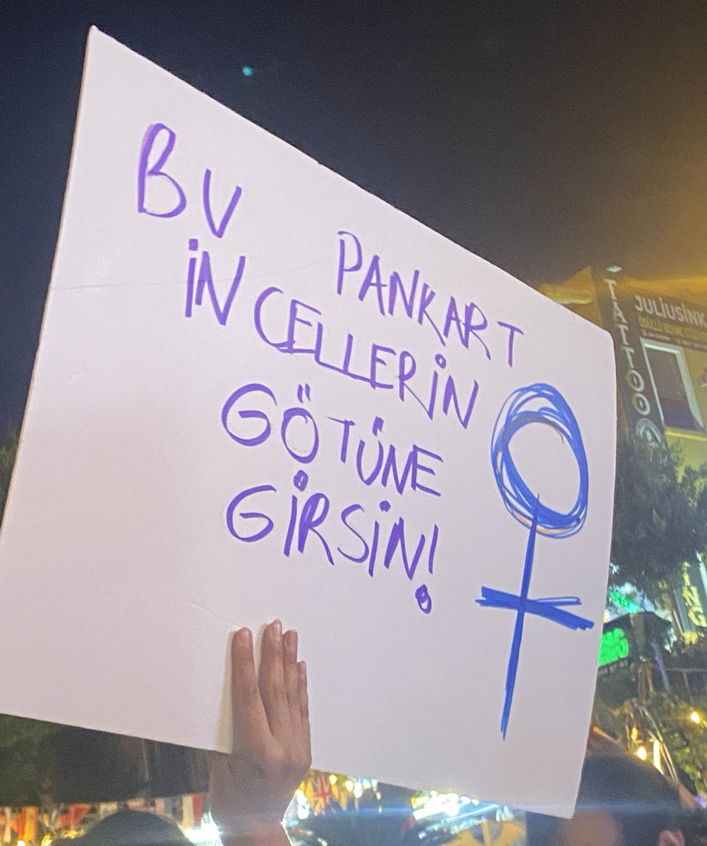 bu tweet incellerin gotune girsin 
#şiddetdildebaşlar #yasayıuygulakadınıyaşat
