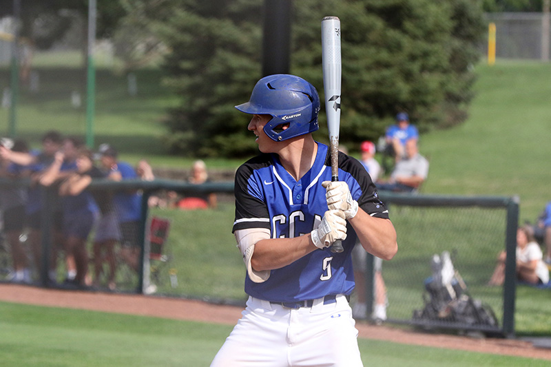 Clear Creek Amana Senior All-stater Phan Commits to Wabash Valley College - Your Prep Sports yourprepsports.com/2024/10/10/cle…