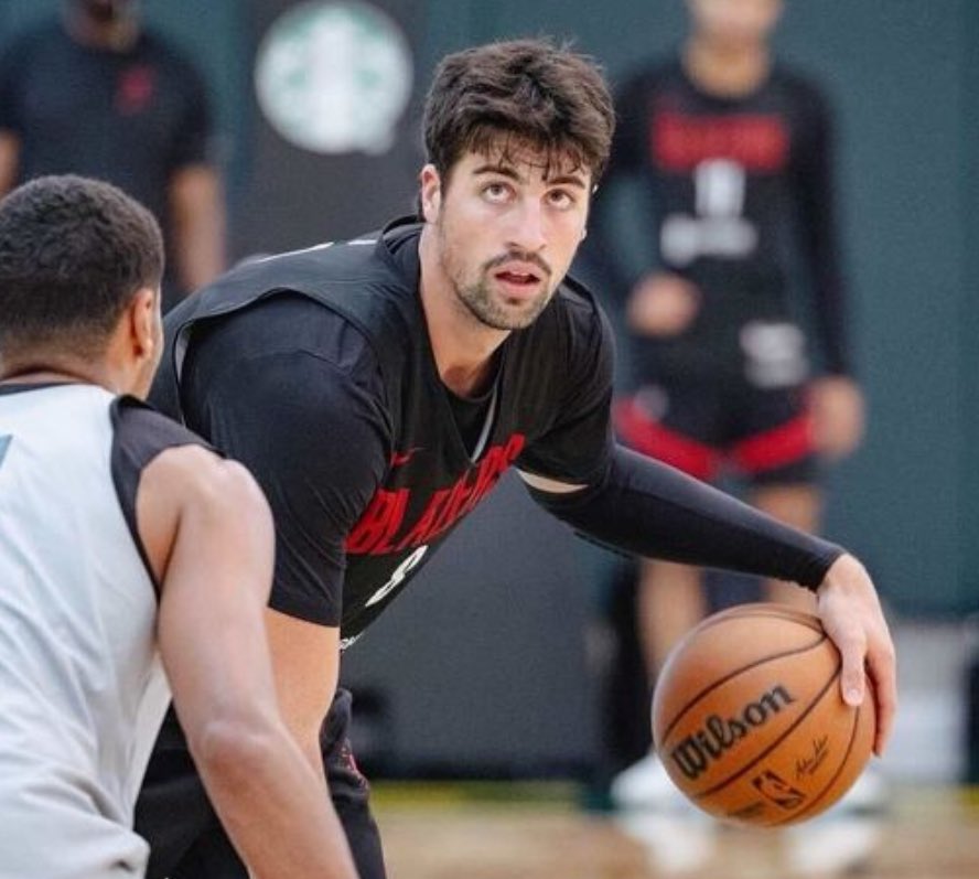 thesportsrabbi's tweet image. Deni Avdija announces that he will not be debuting for the Blazers on Yom Kippur✡️

 “The best way for me to start the season will be by respecting the Jewish tradition along with my brothers and sisters worldwide”