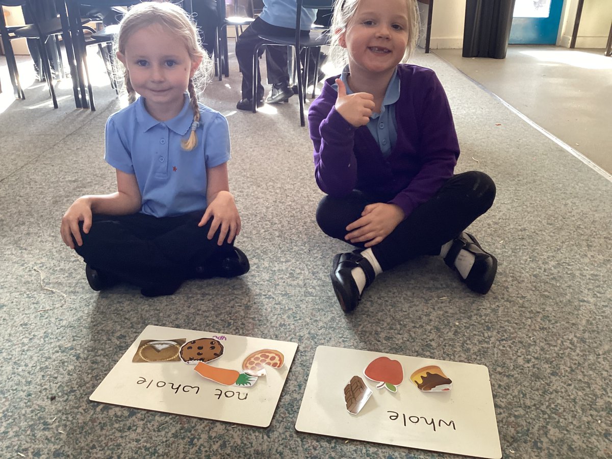 BraeburnPrimary's tweet photo. Maths continued for our #letsinvestigate @eboractrust  #ks1maths https://t.co/SLdZ8xn2a1