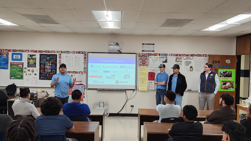 We had a packed house for the Apprentice Alamance General Interest Meeting tonight!!  Students and parents learned more about this great opportunity to work with top companies in the area while after high school and a high-paying job after graduation - all for free!