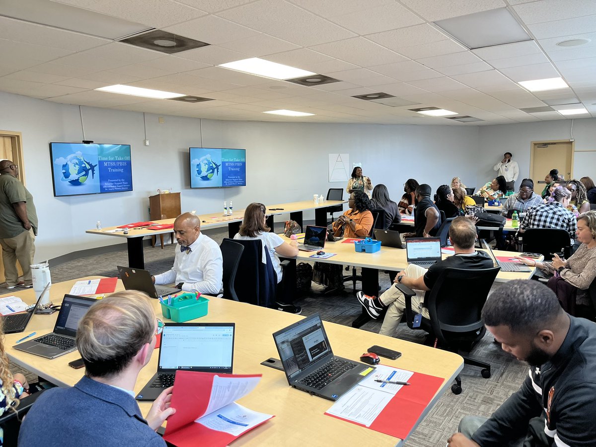 Mar_AdamsPPS's tweet image. It was a productive day training our school administrators and PBIS coaches on MTSS and tiered supports!
Together, we're building a stronger framework to ensure every student gets the support they need to succeed. 💡📚 #MTSS #PBIS #PPSSHINES
@PortsVASchools