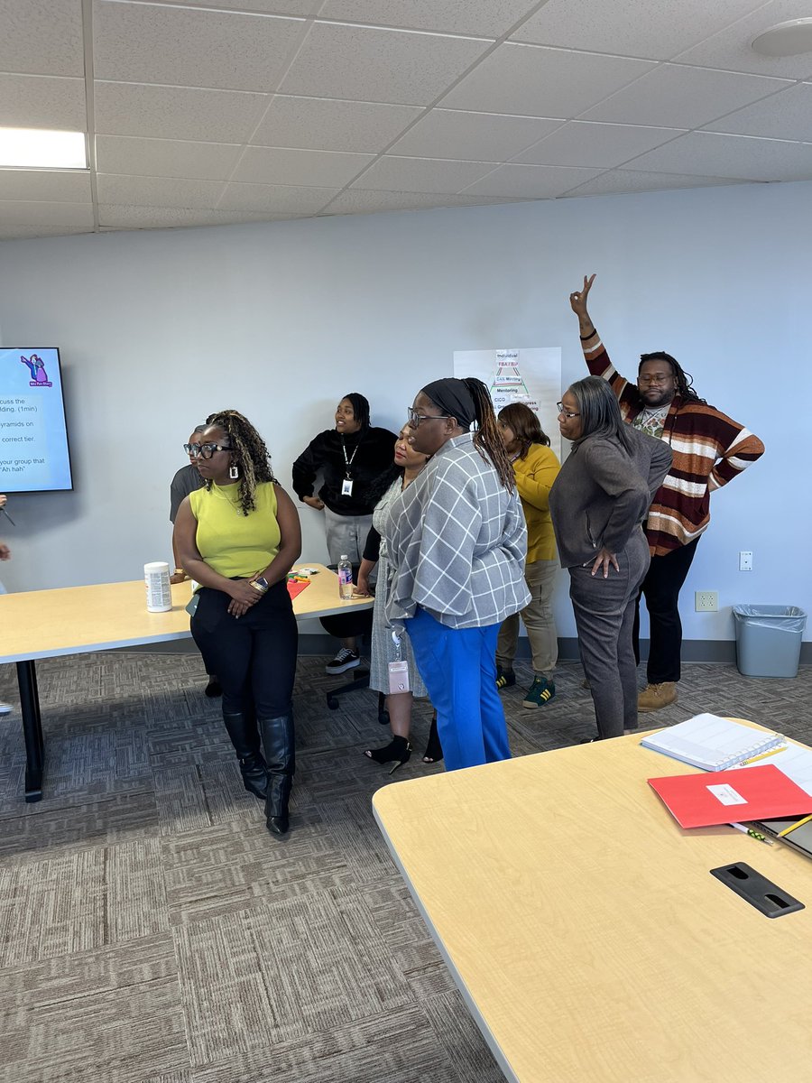 Mar_AdamsPPS's tweet image. It was a productive day training our school administrators and PBIS coaches on MTSS and tiered supports!
Together, we're building a stronger framework to ensure every student gets the support they need to succeed. 💡📚 #MTSS #PBIS #PPSSHINES
@PortsVASchools