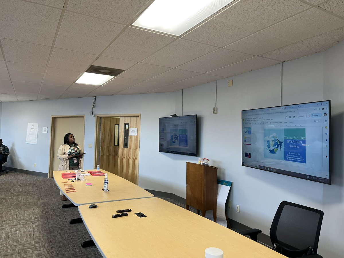 Mar_AdamsPPS's tweet image. It was a productive day training our school administrators and PBIS coaches on MTSS and tiered supports!
Together, we're building a stronger framework to ensure every student gets the support they need to succeed. 💡📚 #MTSS #PBIS #PPSSHINES
@PortsVASchools