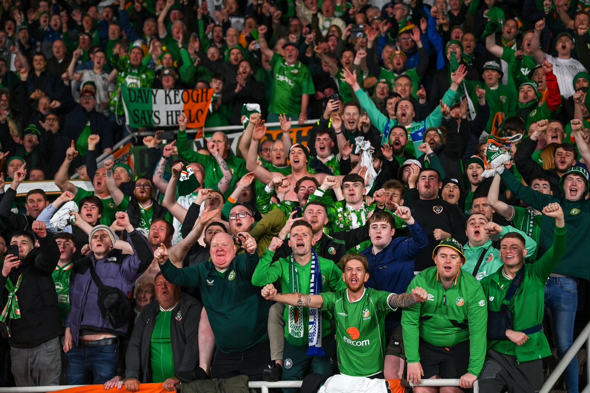 IrelandFootball's tweet photo. Brilliant support in Helsinki 👏

Thank you 💚 https://t.co/FE3T9yX4nf