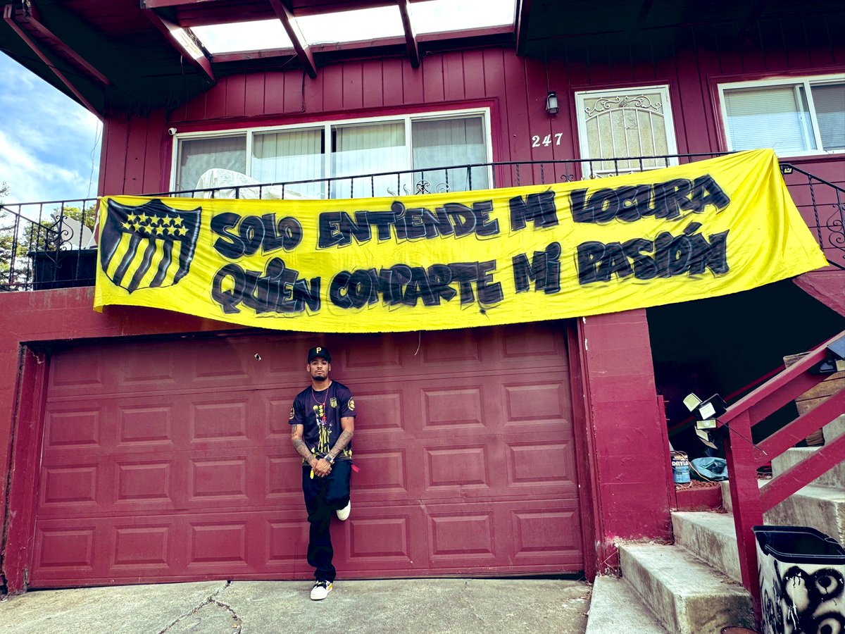 RudyMacedo's tweet photo. 👍🏼💛🖤Lista mi nueva bandera 💛🖤 la 6ta es mi pasión 🏆 https://t.co/17bWsMfsLs
