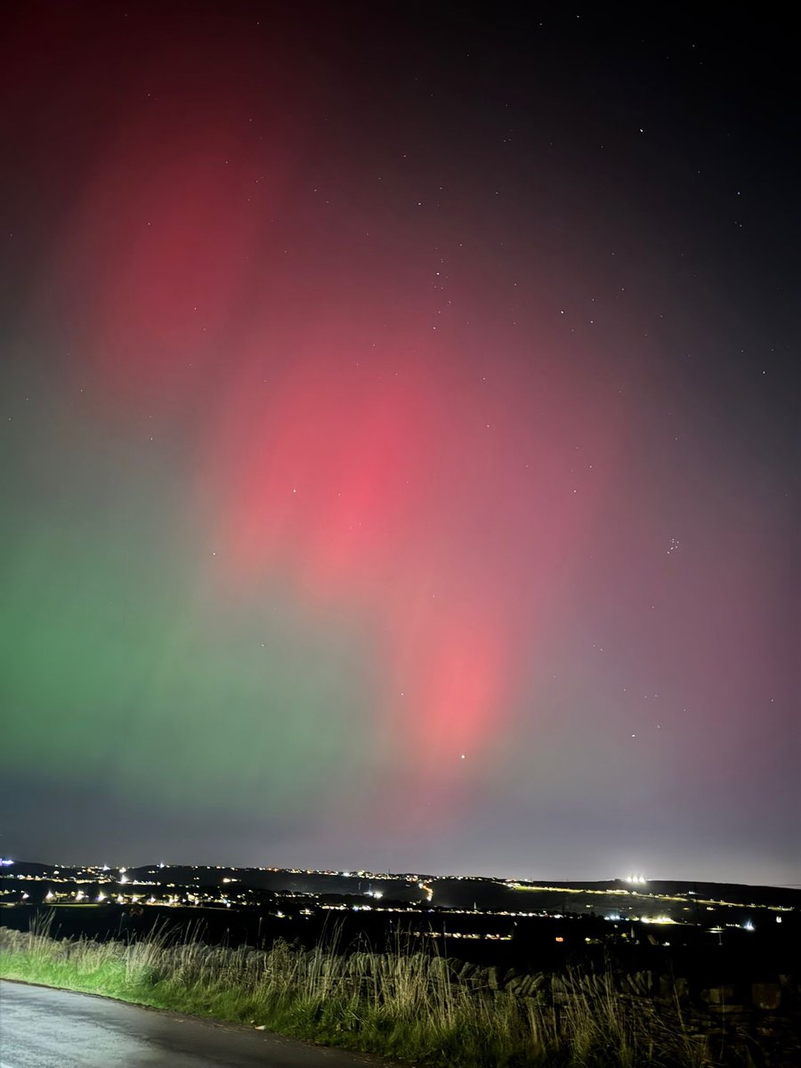 HOLY SHIT LOOK WHAT I SAW TONIGHT