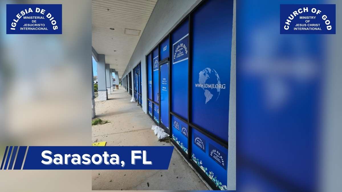 IDMJIoficial's tweet photo. 🇺🇸 Actualización – iglesias en centro y oeste de Florida, EE. UU.
https://t.co/anjDjLWbzg

Luego del evento climatológico que vino sobre la Florida, EE. UU., informamos que nuestro Dios guardó tanto a los hermanos como a nuestros lugares de congregación, con lo cual observamos una vez más el poder del Señor.

Así las cosas, el día 11 de octubre, la mayoría de lugares estarán reanudando las reuniones en sus horarios habituales, aunque instamos a verificar en nuestro sitio web que el lugar de congregación esté abierto antes de dirigirse a los templos:

Compartimos algunas fotografías tomadas el día de hoy donde vemos cómo el Señor guardó las iglesias: