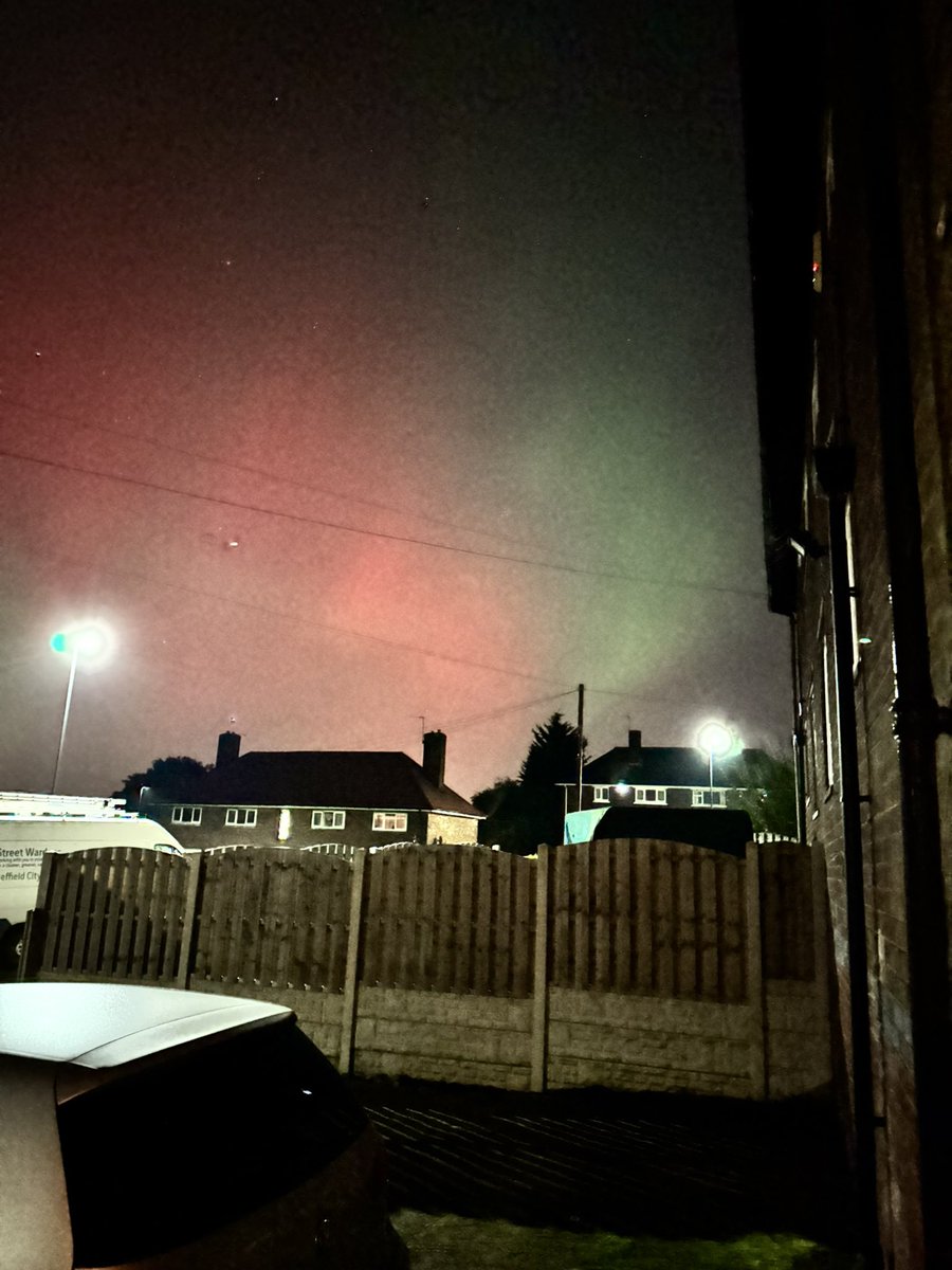 emmalou1867's tweet photo. No words needed 😍😍 #Auroraborealis https://t.co/mKvUUPvx20