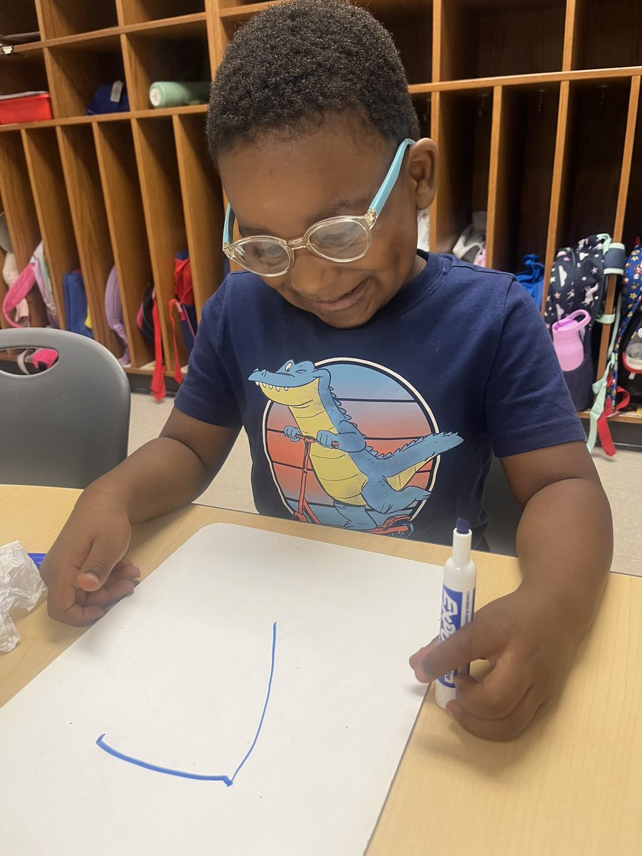 MrsIsomsFriends's tweet photo. We did hard work today and tried writing numbers for the first time.  They were so proud of how good they were doing! #mathjoy #wearewayne #welovepreschool @WTPAdventures https://t.co/fya7UEfiQP