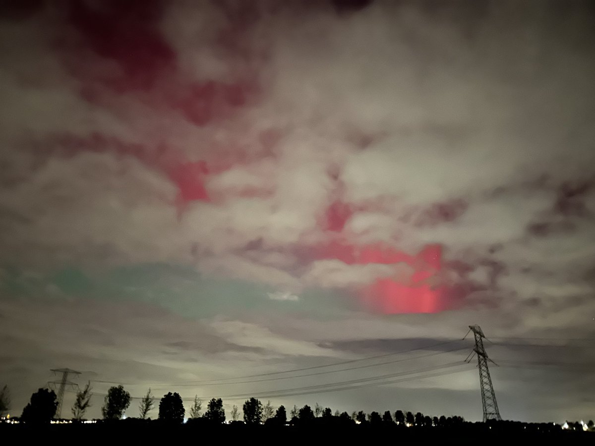 #noorderlicht <a href="/rotterdam/">Gemeente Rotterdam</a> zo helder zichtbaar, ondanks de bewolking <a href="/nesselande/">Nesselande Rotterdam NIEUWS #strand #boulevard</a>