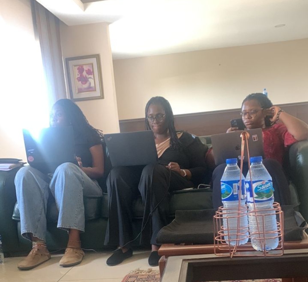 A Team from Fos Feminista visited OWACDO for a strategic assessment and mapping while discussing serious issues on Sexual &amp; Reproductive healt and Menstrual Health and justice...An initiative that will hopefully lead to future collaborations.
#owacdo 
#FosFeminista