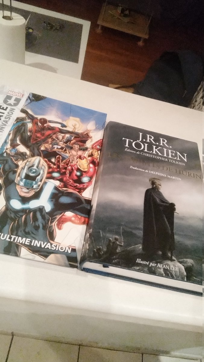 Theodred_Rabon's tweet image. J'avais dit quoi ?

Et j'en ai profité pour me prendre Ultimate Invasion parce que ça me triggered un peu de commencer le tome 1 d'Ultimate Universe sans avoir lu l'intro du Nouvel Univers Ultimate