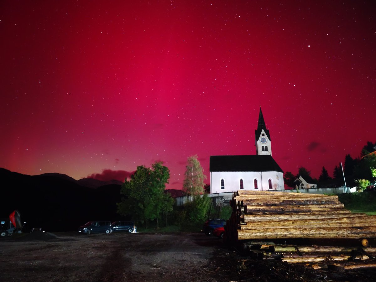 Robert Raindl (@rraindl) on Twitter photo G4 #Auroraborealis still delivering to the naked eye in Eastern Tyrol, <a href="/JAtanackov/">Jure Atanackov</a> <a href="/ASWOGeoSphere/">Austrian Space Weather Office, GeoSphere Austria</a> <a href="/accuweather/">AccuWeather</a> <a href="/manu_oberhuber/">Manuel Oberhuber</a> G4 #Auroraborealis still delivering to the naked eye in Eastern Tyrol, <a href="/JAtanackov/">Jure Atanackov</a> <a href="/ASWOGeoSphere/">Austrian Space Weather Office, GeoSphere Austria</a> <a href="/accuweather/">AccuWeather</a> <a href="/manu_oberhuber/">Manuel Oberhuber</a>