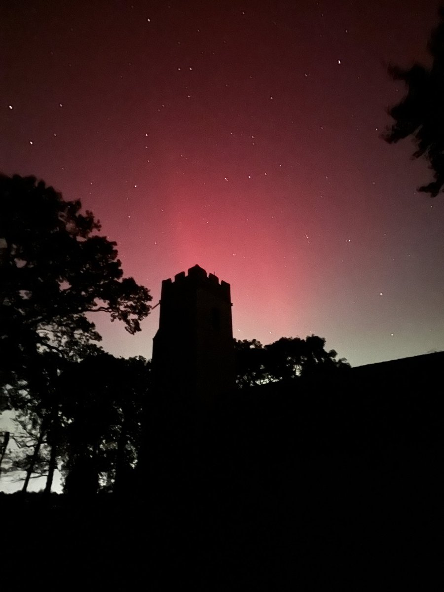 Joy of living in the Norfolk countryside … 11pm tonight In our village  #🧭💡